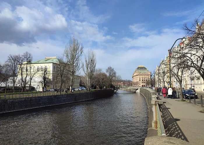 Lejlighed River View Manes