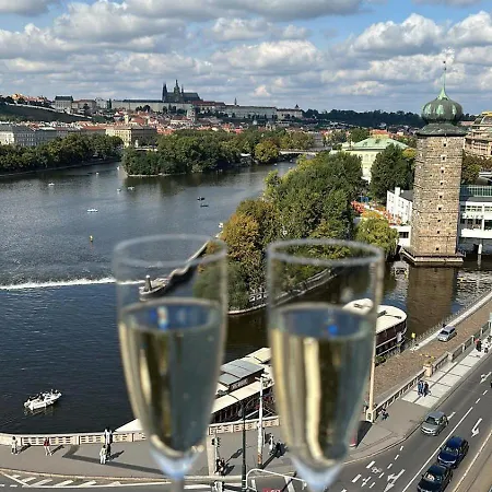 Apartmán River View Manes